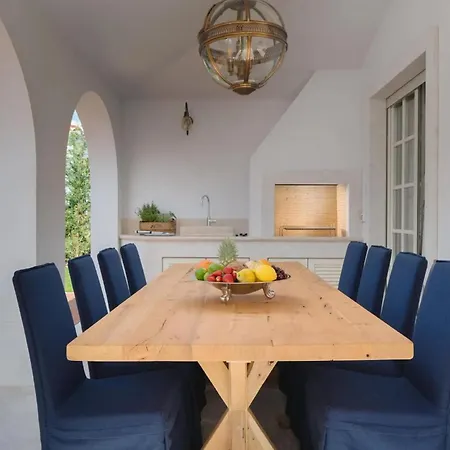 Amazing In Vabriga Ferienhaus *